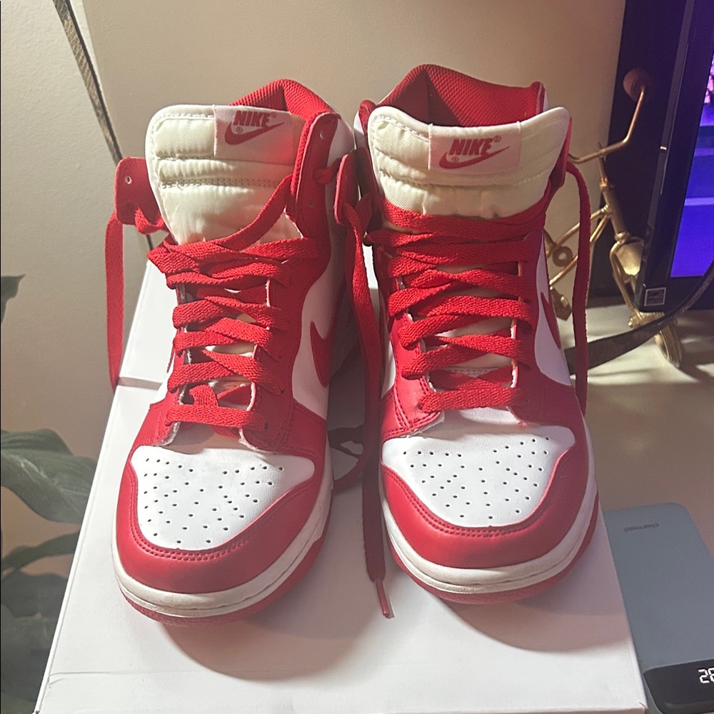 Nike Women's Bold Red and White Sneakers - Picture 2 of 6